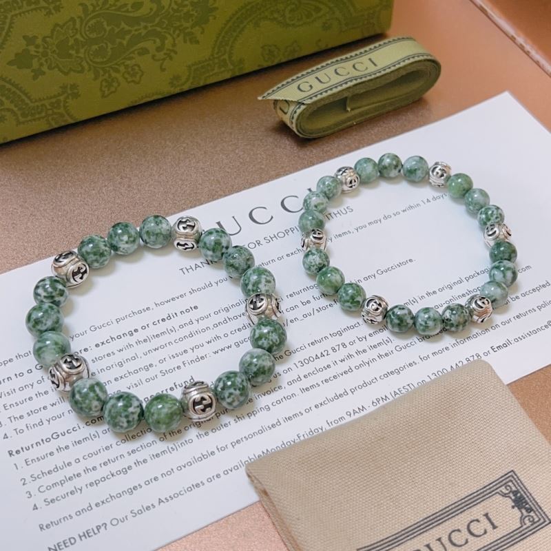 G*u*i bracelets